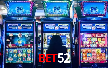 A Popularidade dos Caça-Níqueis no bet52